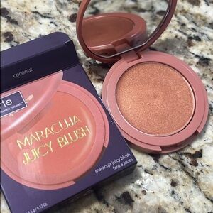 🌙♥️Tarte Coconut Maracuja Juicy Blush